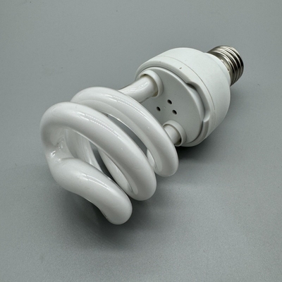 এনার্জি সেভিং সিএফএল ইউভিবি বাল্ব 5.0 220V 110V ইউভিএ ইউভিবি হালকা সরীসৃপের জন্য