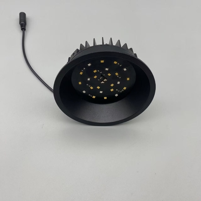 ইউভিএ ইউভিবি 5W LED রাউন্ড লাইট ল্যাজার্ডস টার্টলস এবং পাখি জন্য নিখুঁত